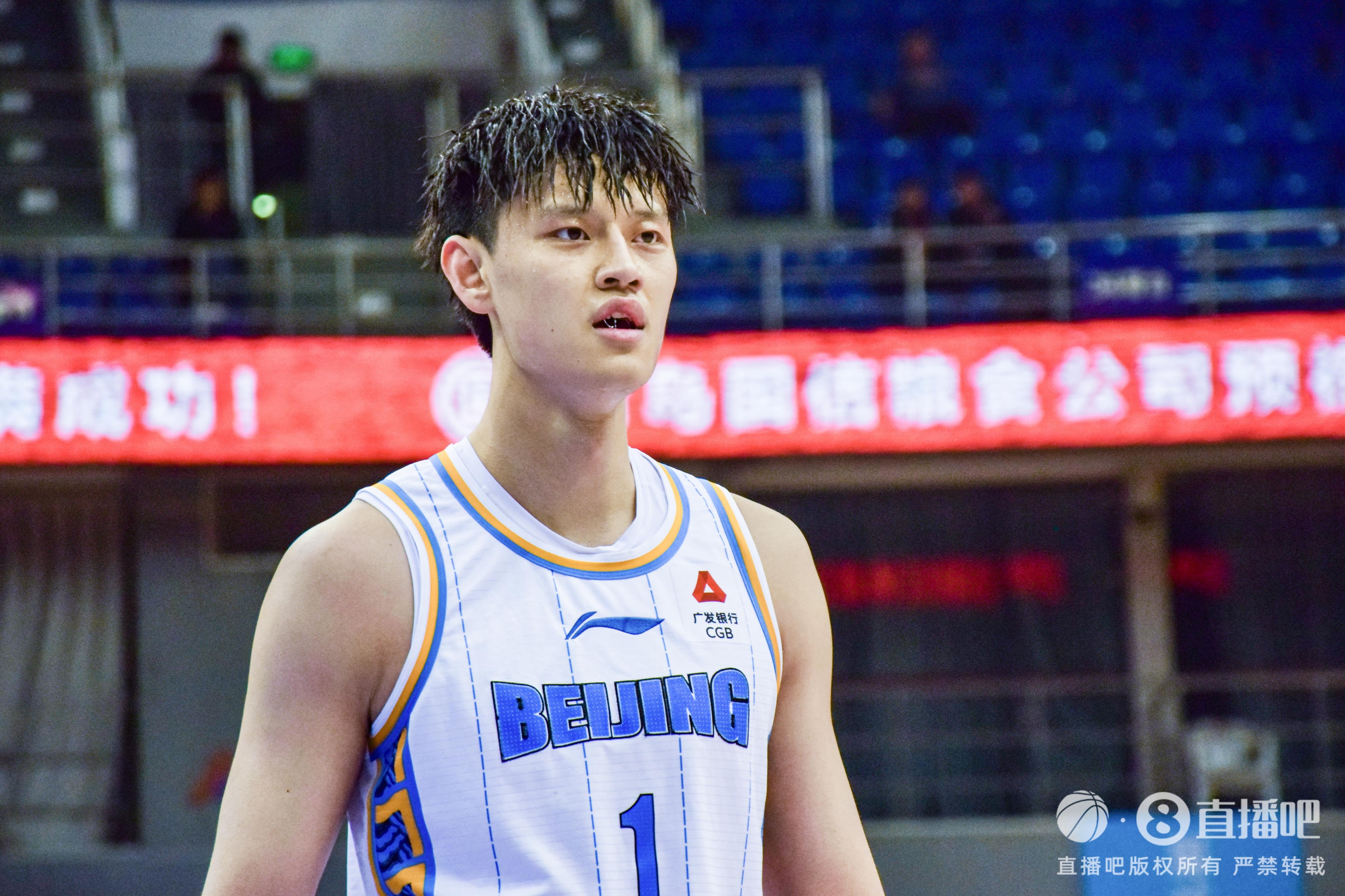 7次大帽相當炸裂！曾凡博替補砍16分7板7帽 大帽絕殺遼寧！